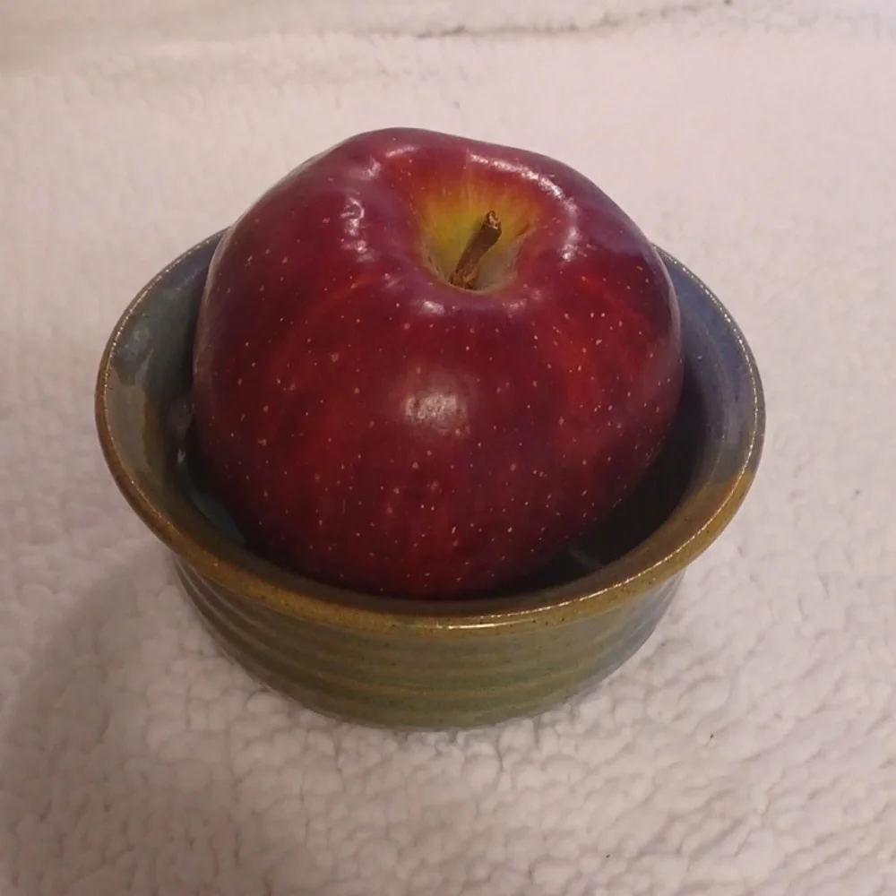 Pottery baking dish handmade apple baker